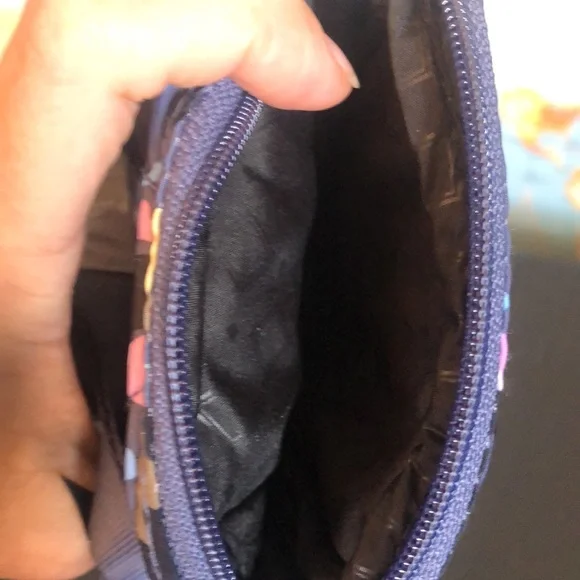 Chrysanthemum Crush Ultralight RFID cellphone crossbody bag new with tags - Picture 5 of 7